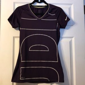 Nike pro workout t